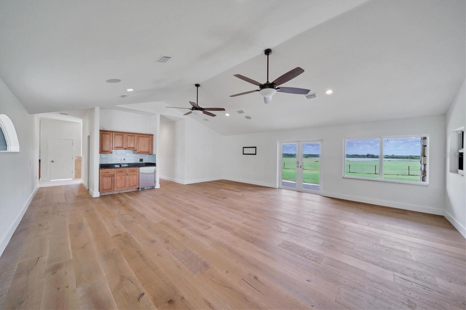 ACREAGE & UNREC - Residential