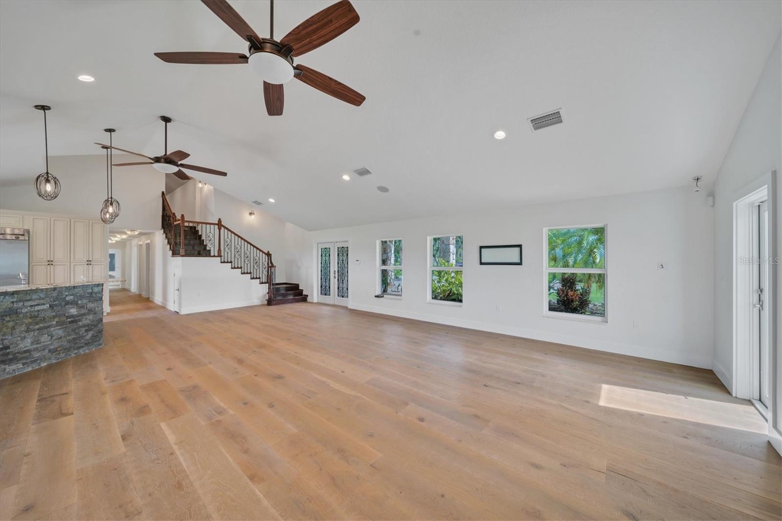 ACREAGE & UNREC - Residential