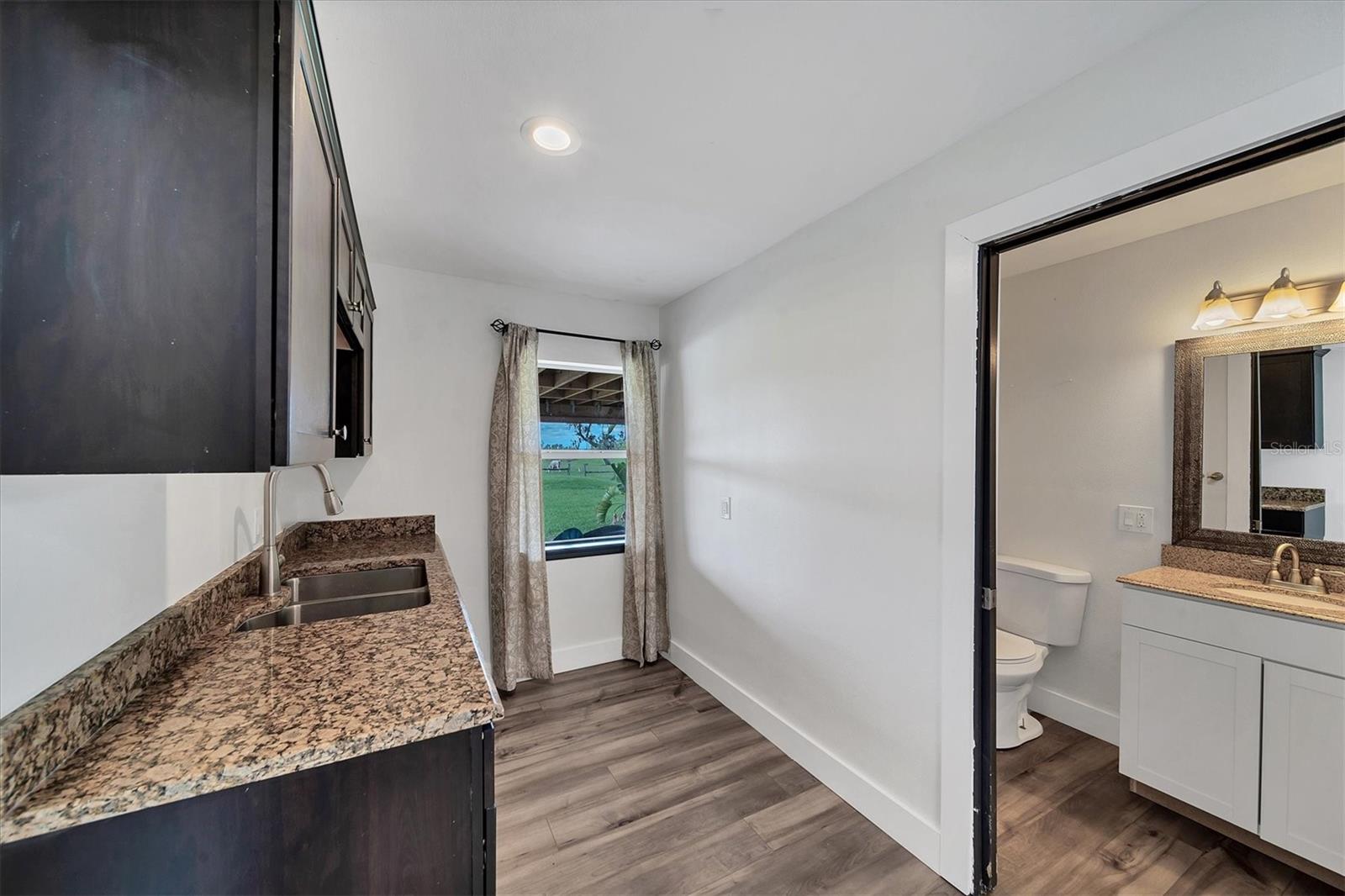 ACREAGE & UNREC - Residential