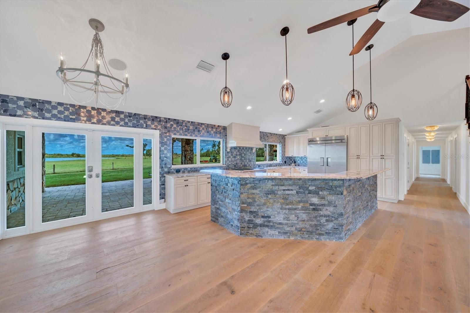 ACREAGE & UNREC - Residential