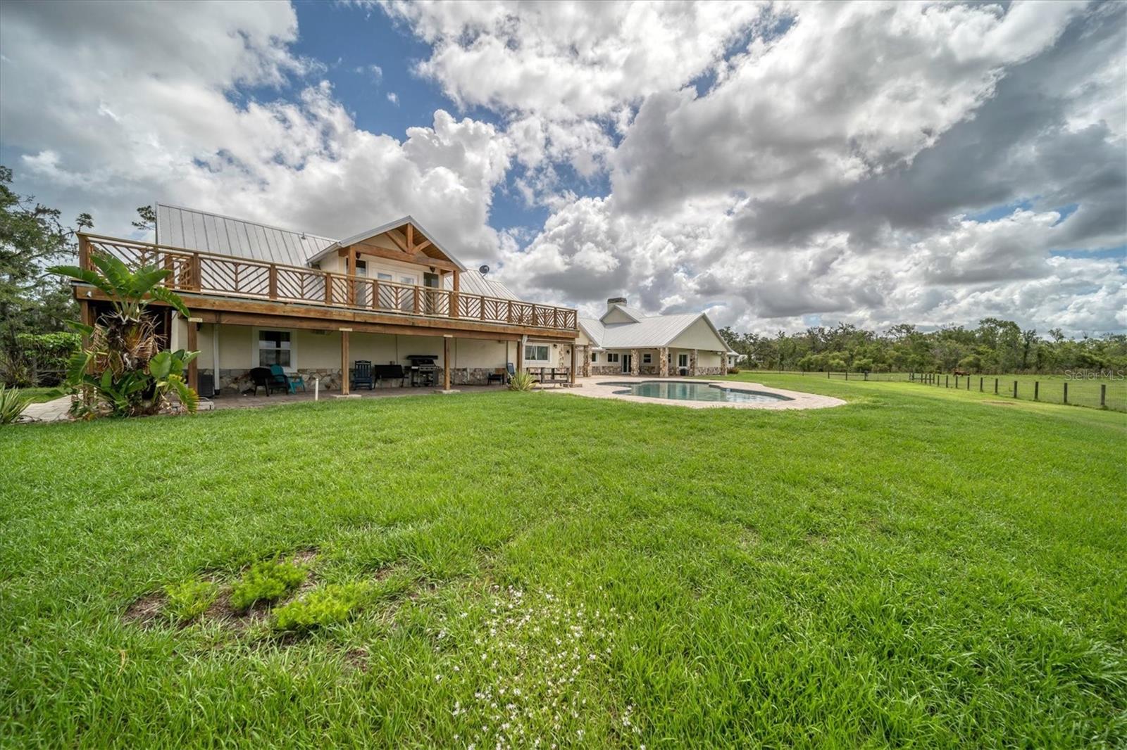 ACREAGE & UNREC - Residential