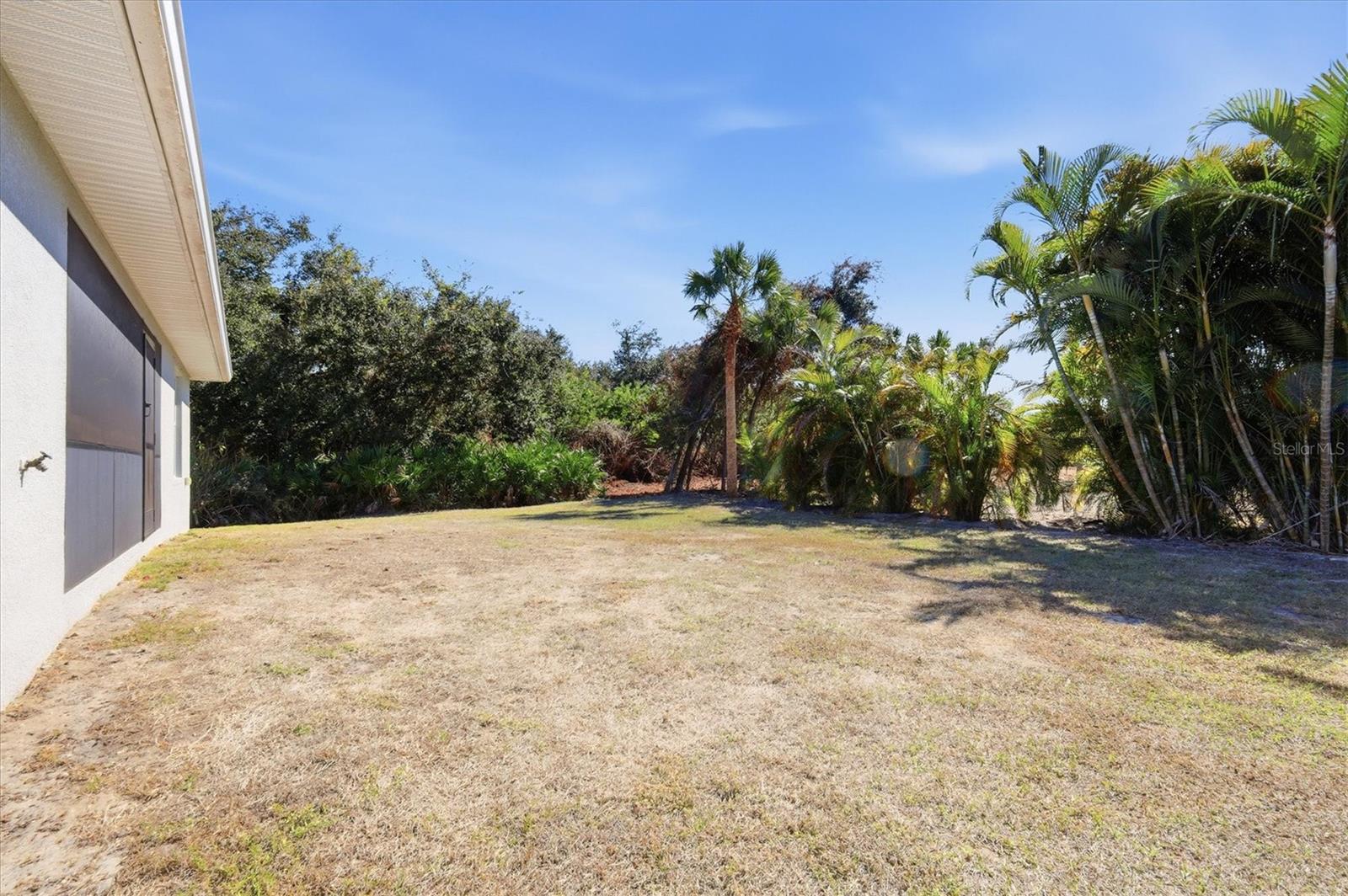 ROTONDA LAKES - Residential