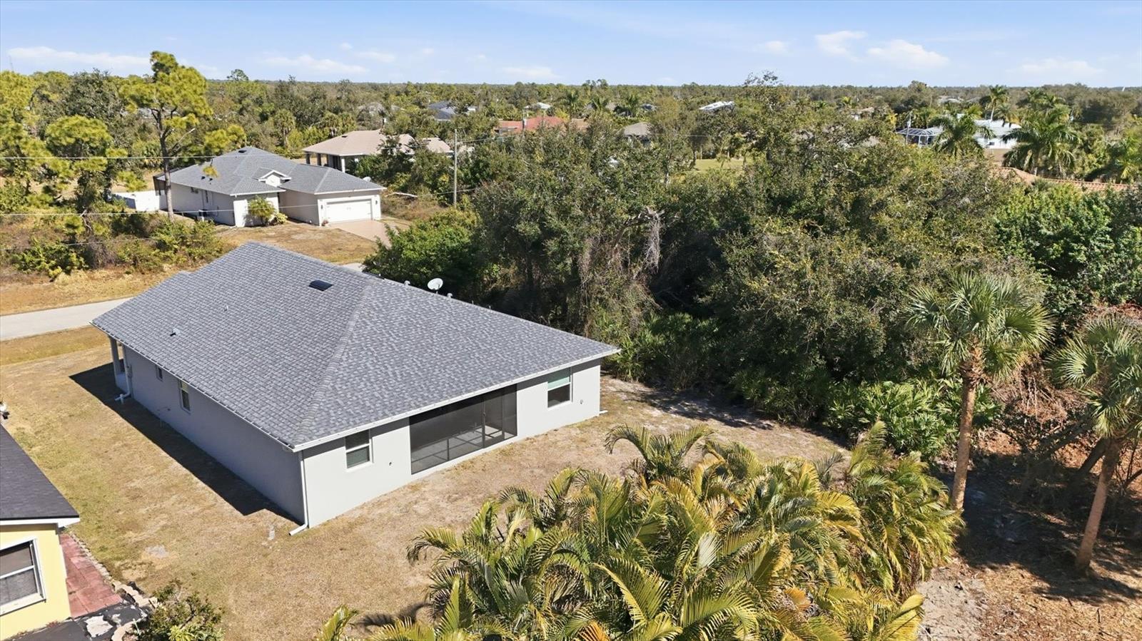 ROTONDA LAKES - Residential