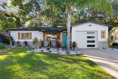 A home in LARGO