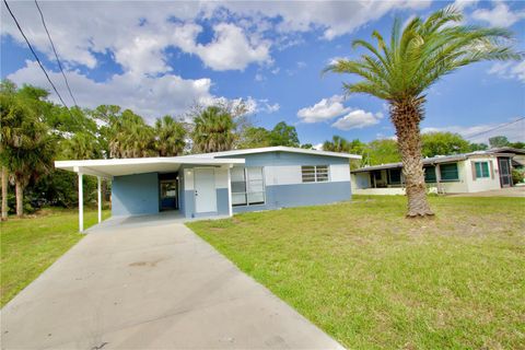 Photo of 7308 Royal Palm Drive, New Port Richey, FL 34652 (MLS # W7885290)