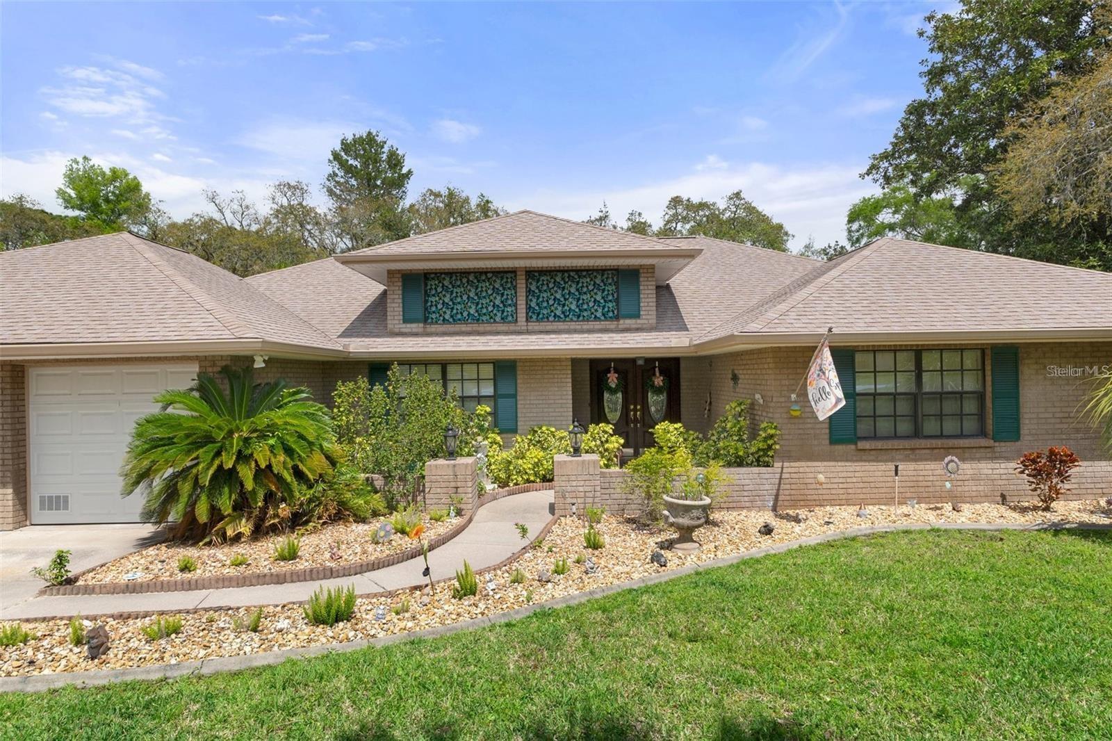 6475 LAUREL OAK DRIVE