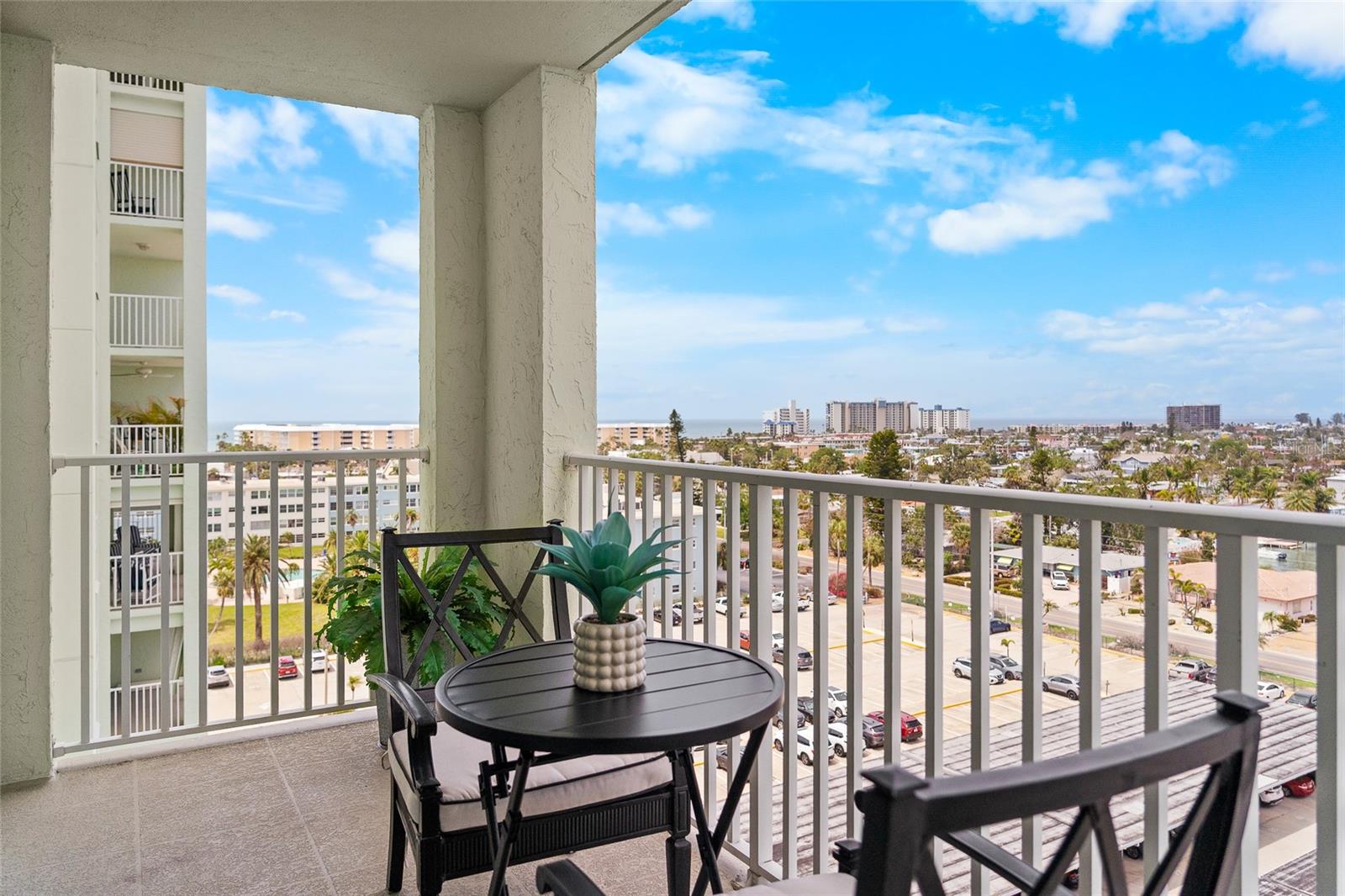 THREE PALMS POINTE CONDO - Residential