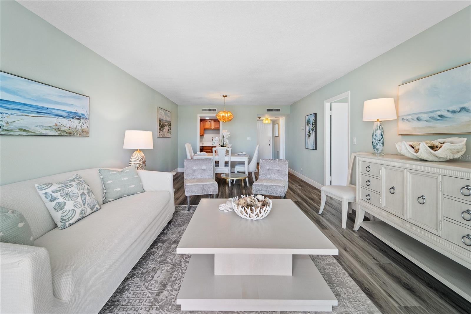 THREE PALMS POINTE CONDO - Residential