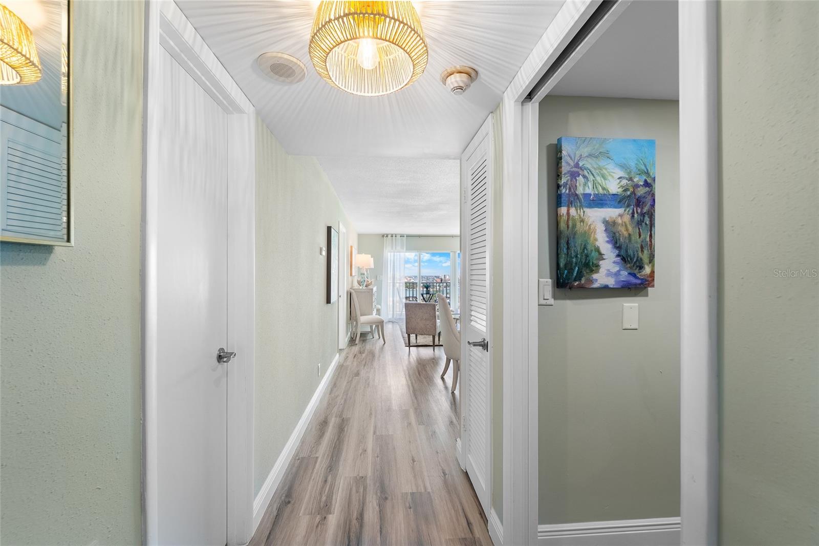 THREE PALMS POINTE CONDO - Residential