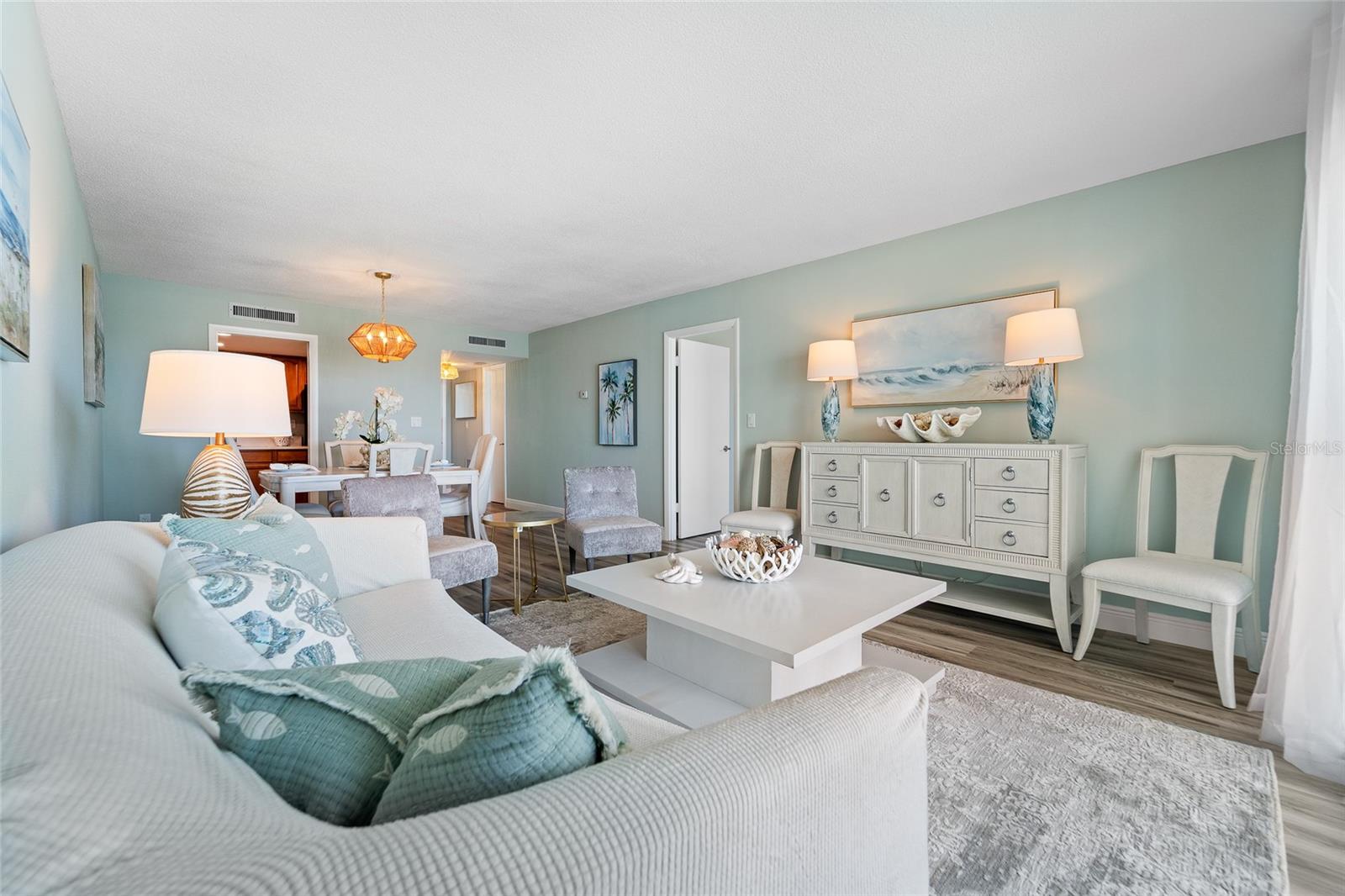 THREE PALMS POINTE CONDO - Residential