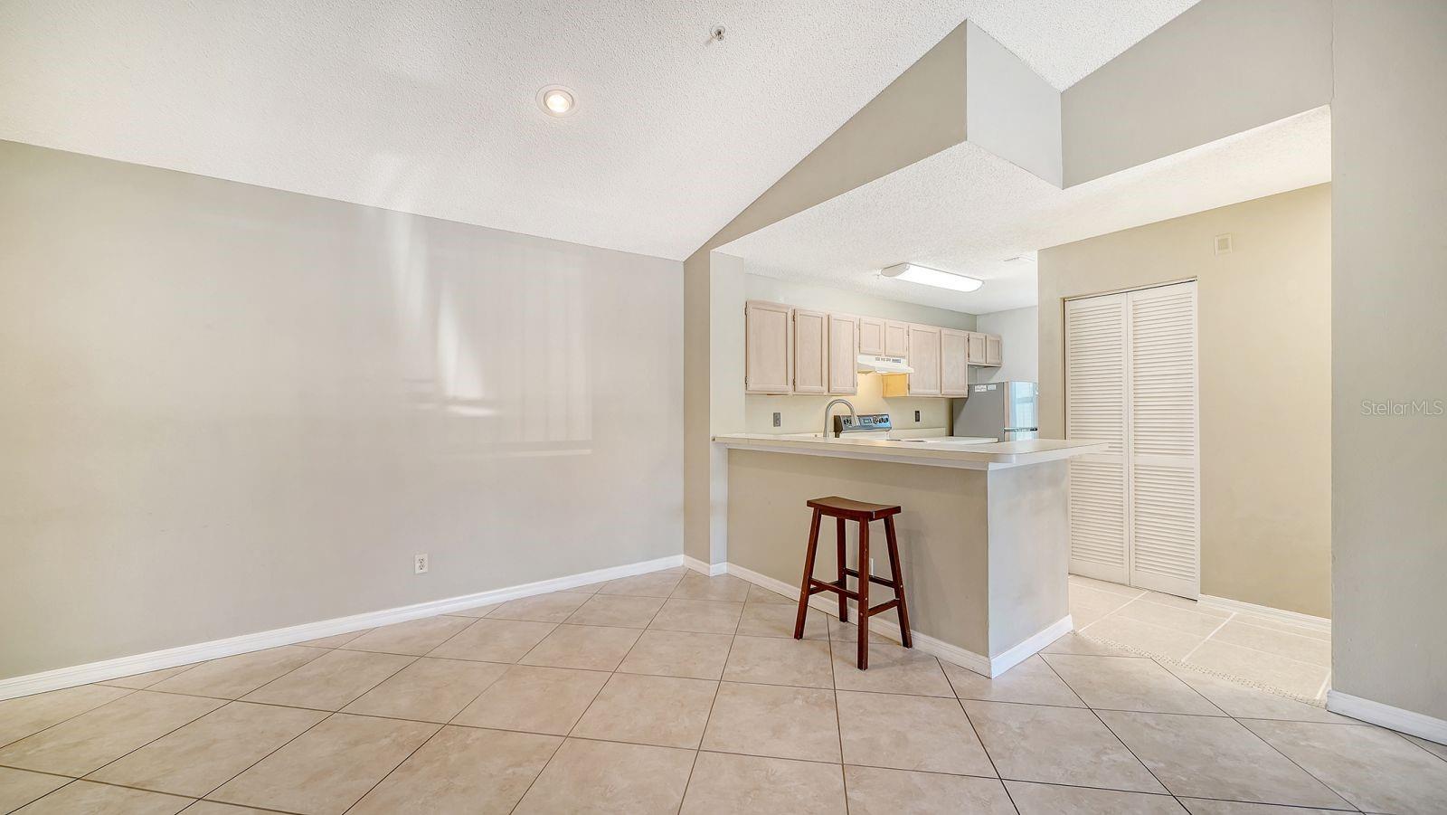 4024 CROCKERS LAKE BOULEVARD 27