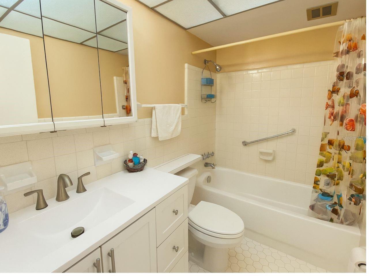 SEMINOLE GARDEN APTS CO-OP - Residential Lease