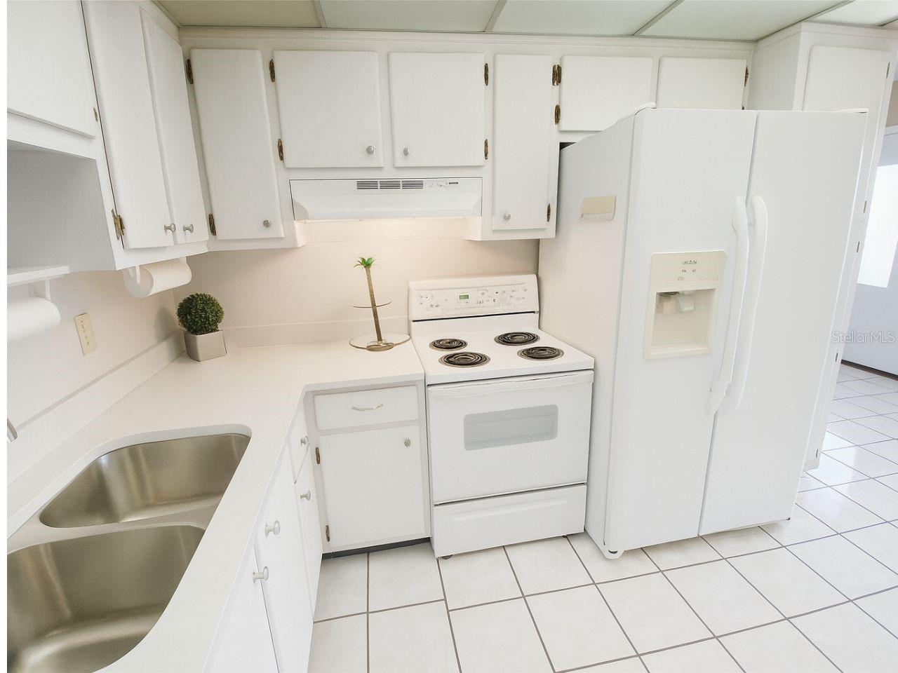SEMINOLE GARDEN APTS CO-OP - Residential Lease
