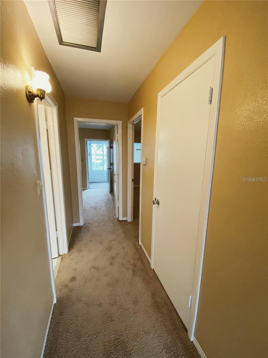 SEMINOLE GARDEN APTS CO-OP - Residential Lease