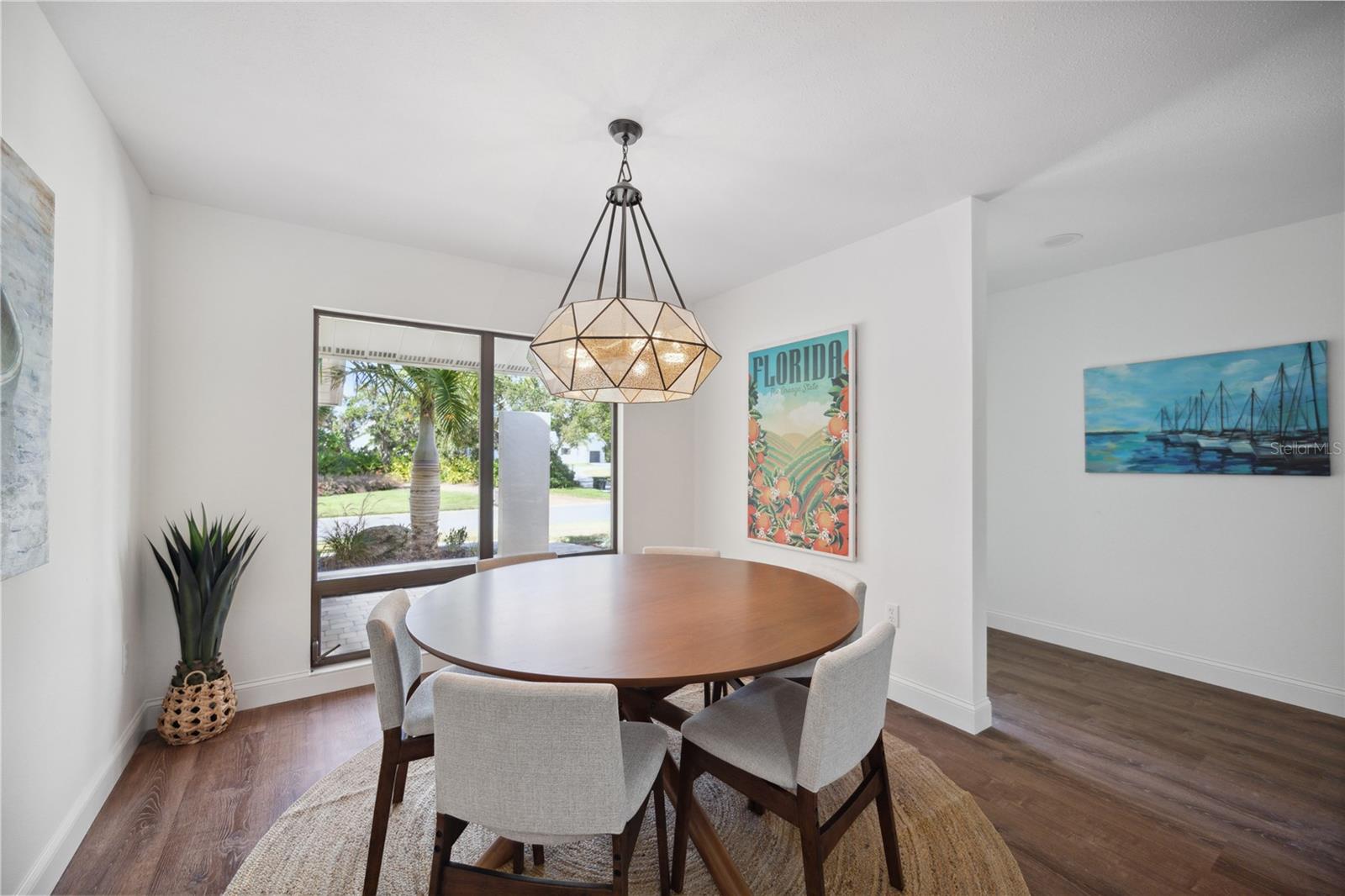 SOUTHBAY YACHT & RACQUET CLUB - Residential Lease