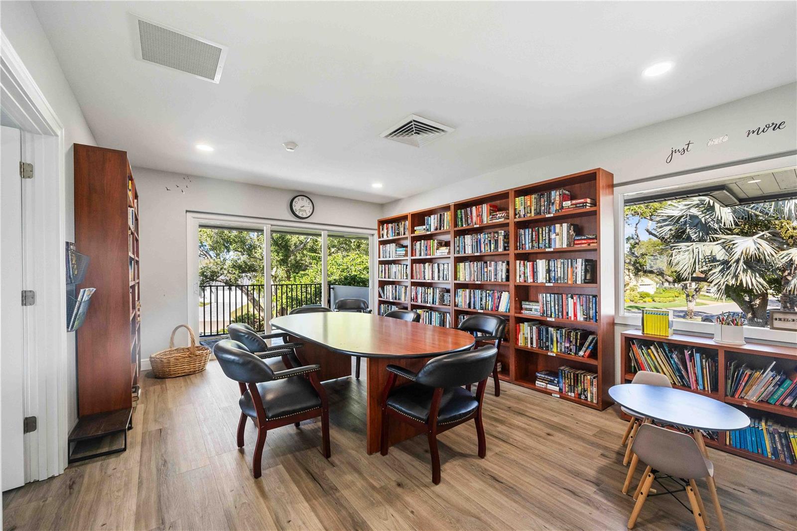 SOUTHBAY YACHT & RACQUET CLUB - Residential Lease