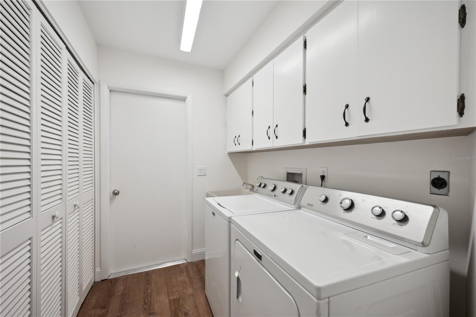 SOUTHBAY YACHT & RACQUET CLUB - Residential Lease
