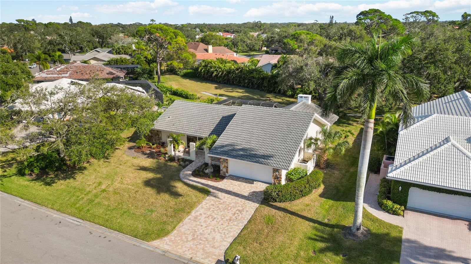 SOUTHBAY YACHT & RACQUET CLUB - Residential Lease