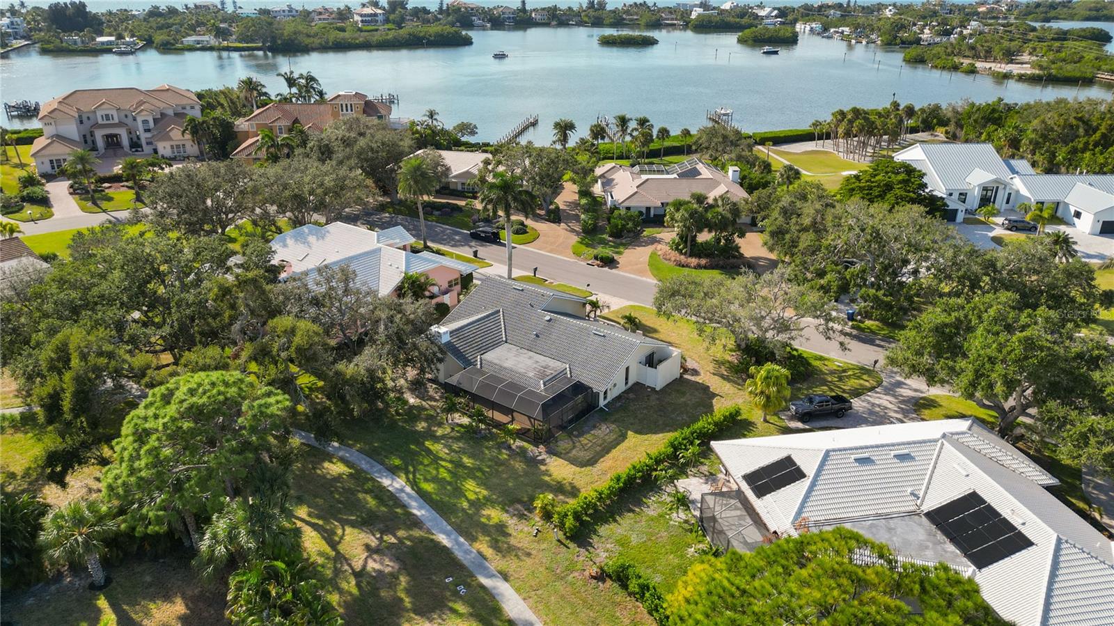 SOUTHBAY YACHT & RACQUET CLUB - Residential Lease