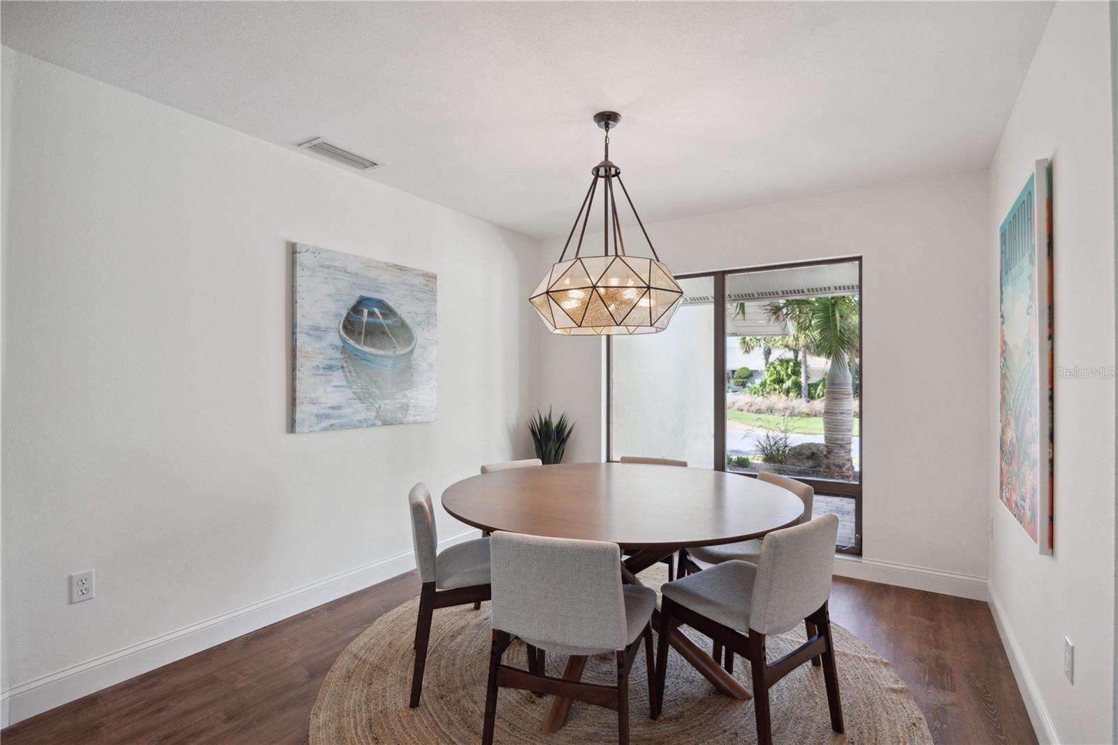 SOUTHBAY YACHT & RACQUET CLUB - Residential Lease