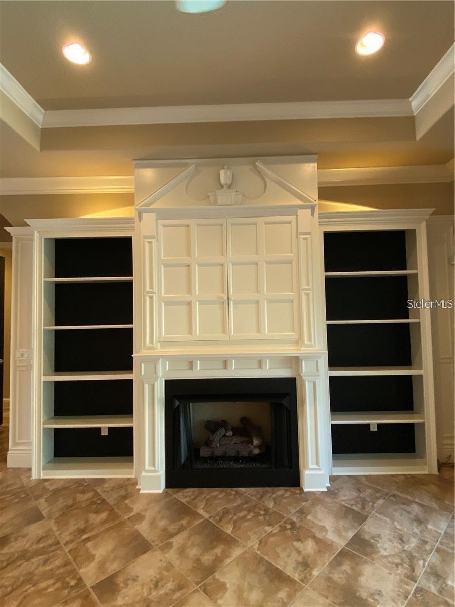 TUSCANA - Residential Lease