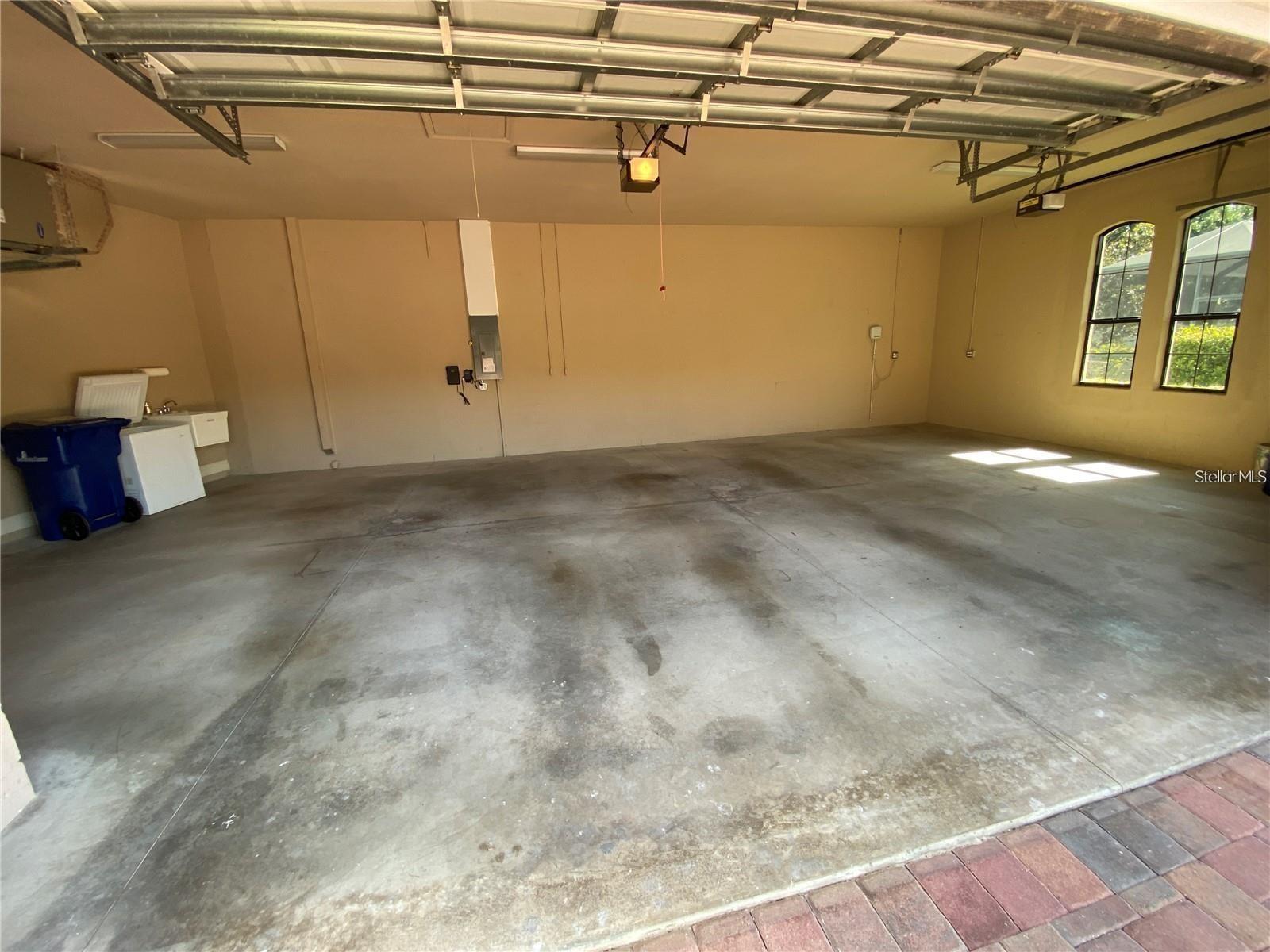 TUSCANA - Residential Lease