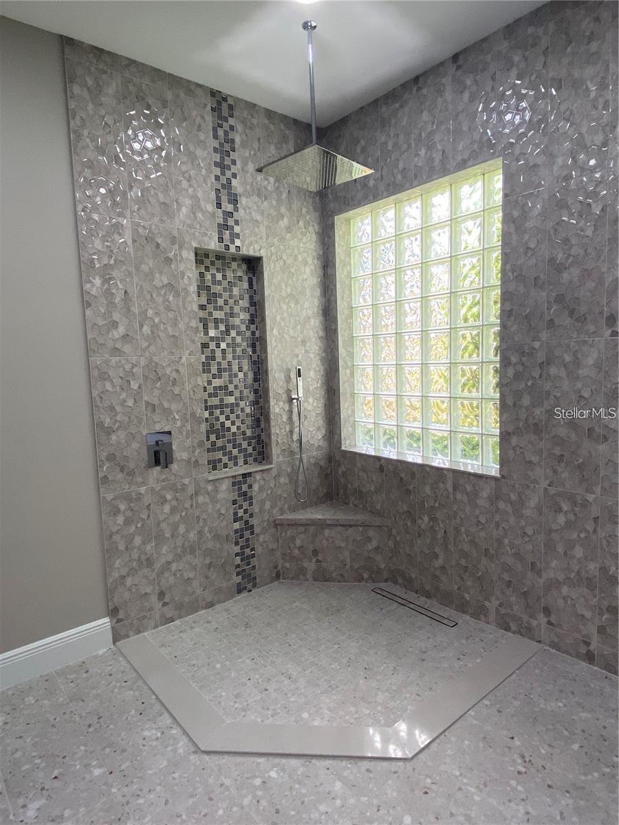 TUSCANA - Residential Lease