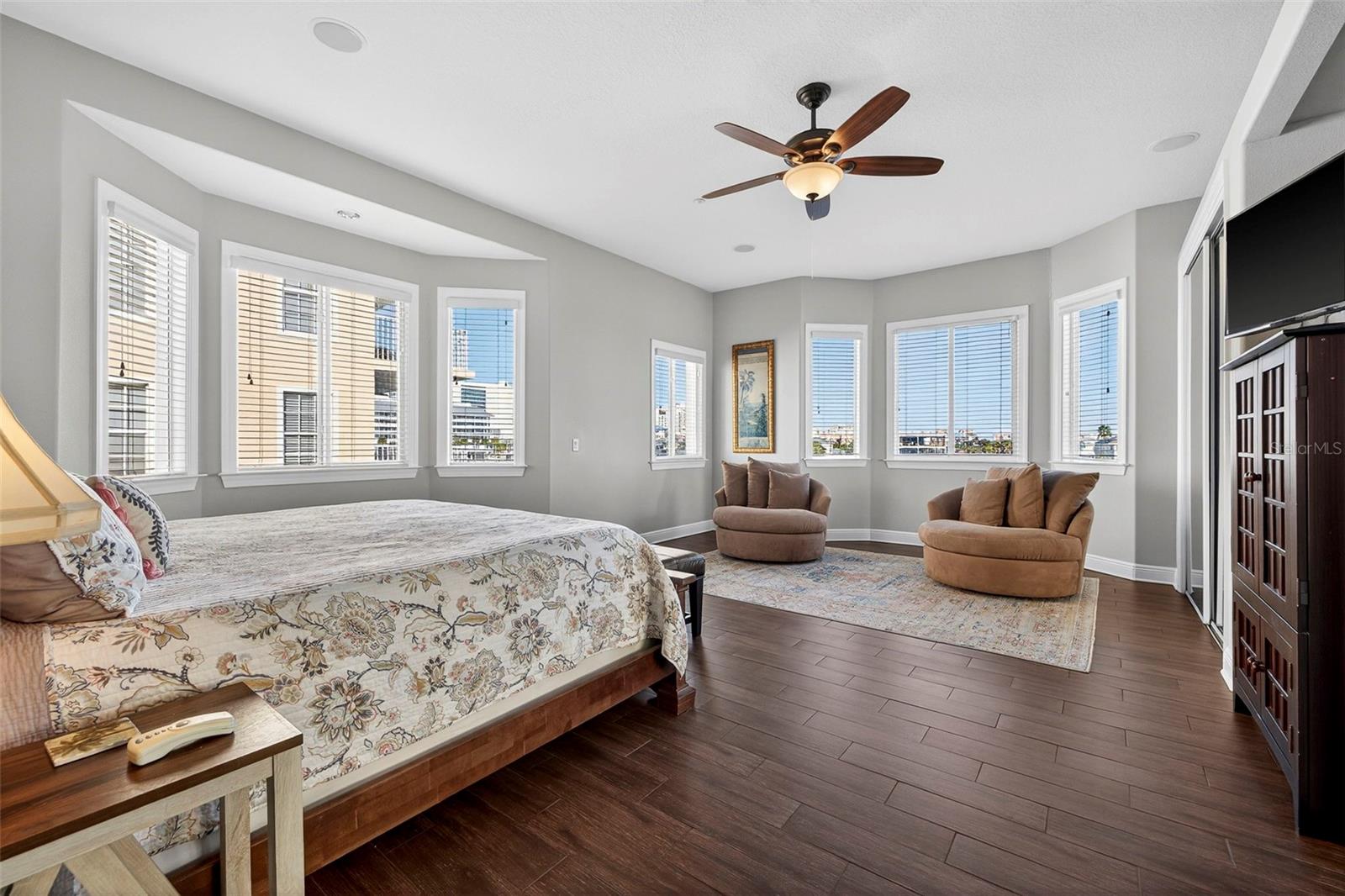 MOORINGS TWNHMS - Residential