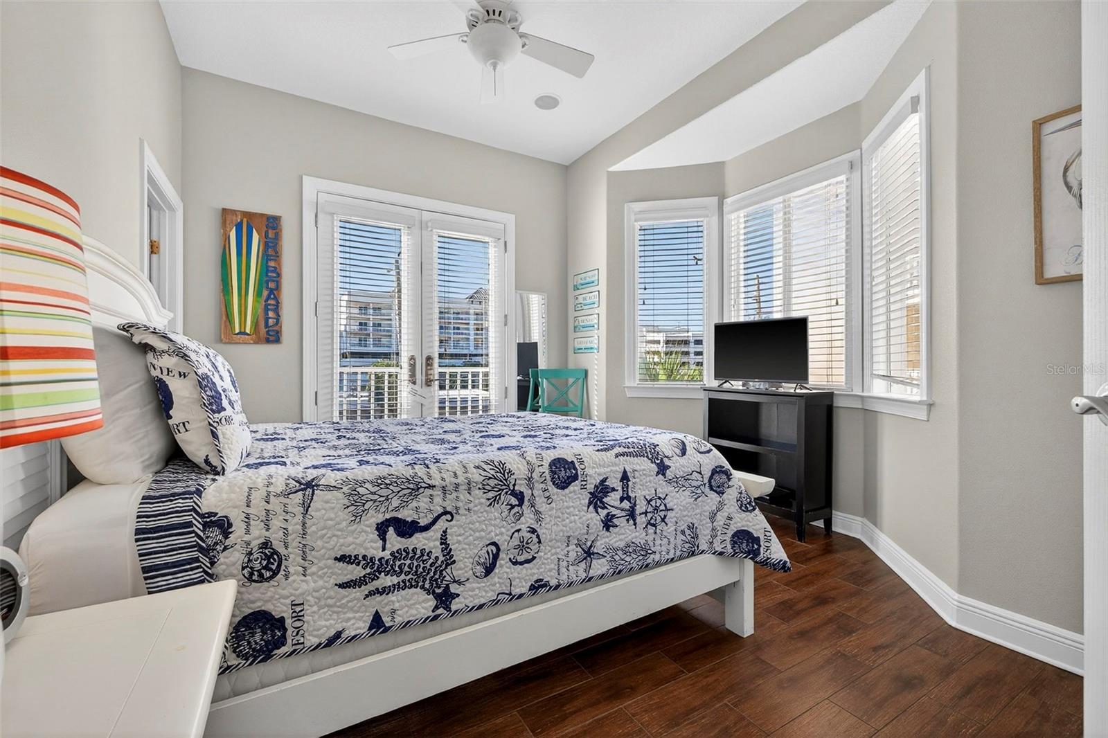 MOORINGS TWNHMS - Residential