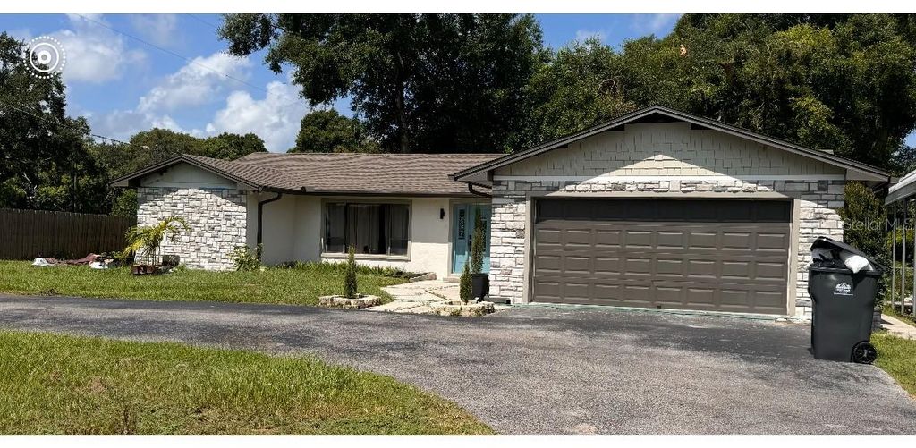 Photo of 620 Lithia Pinecrest Road, Brandon, FL 33511 (MLS # TB8380865)