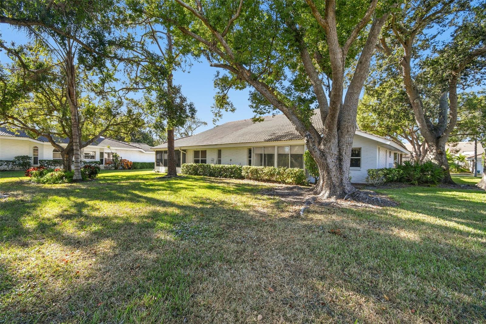 GARDEN LAKES VILLAS SEC 3 - Residential