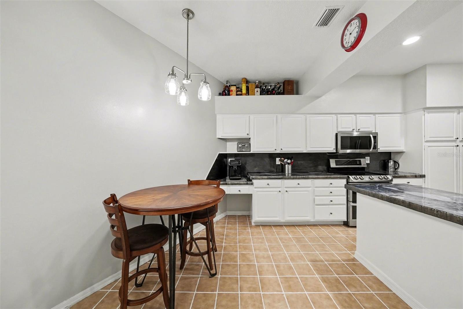 CROSS CREEK UNIT 1 - Residential