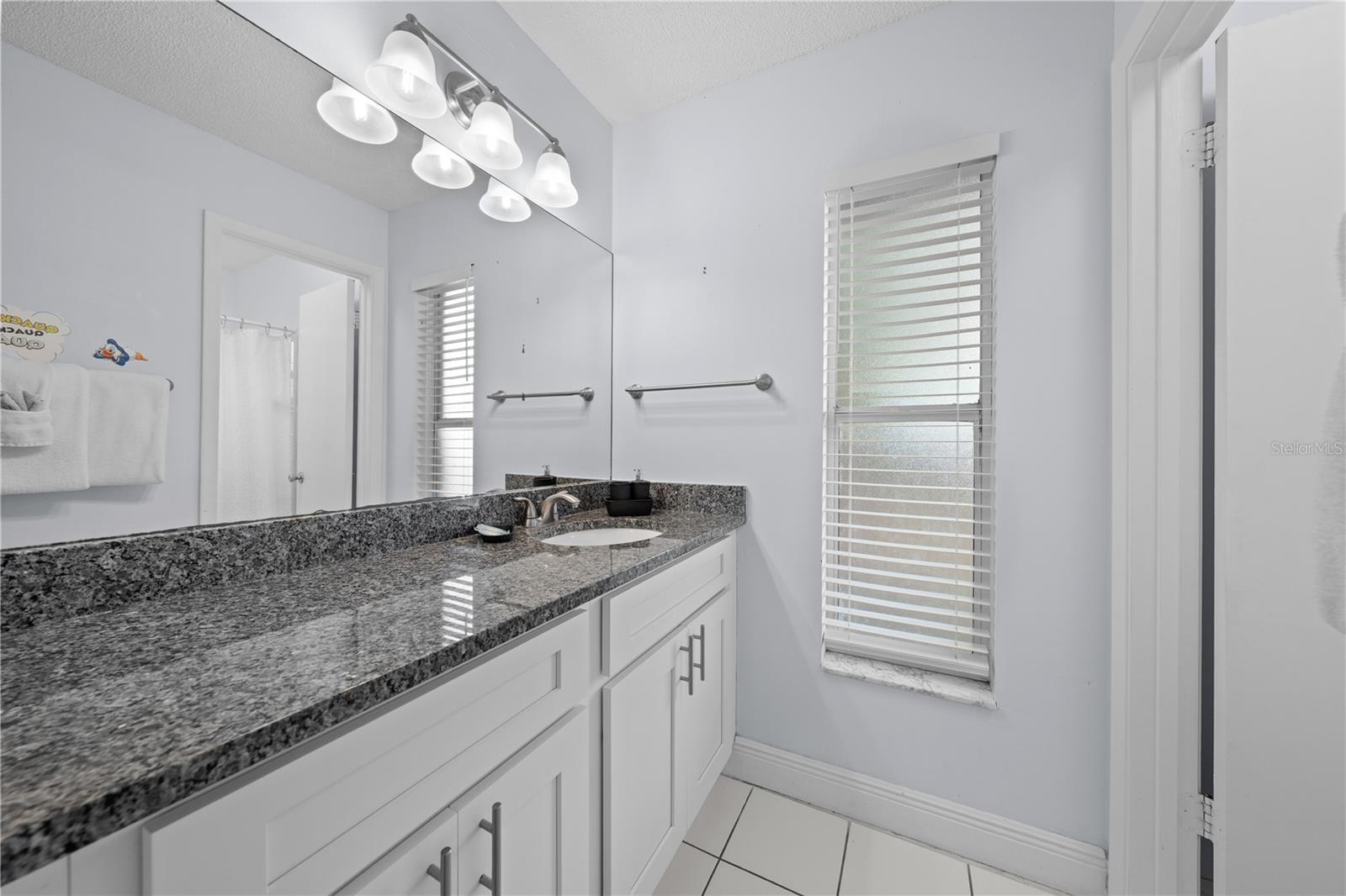 INDIAN WELLS UNIT 6 - Residential