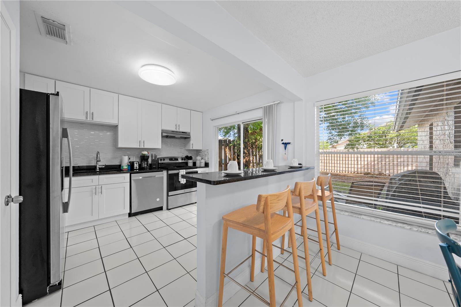 INDIAN WELLS UNIT 6 - Residential