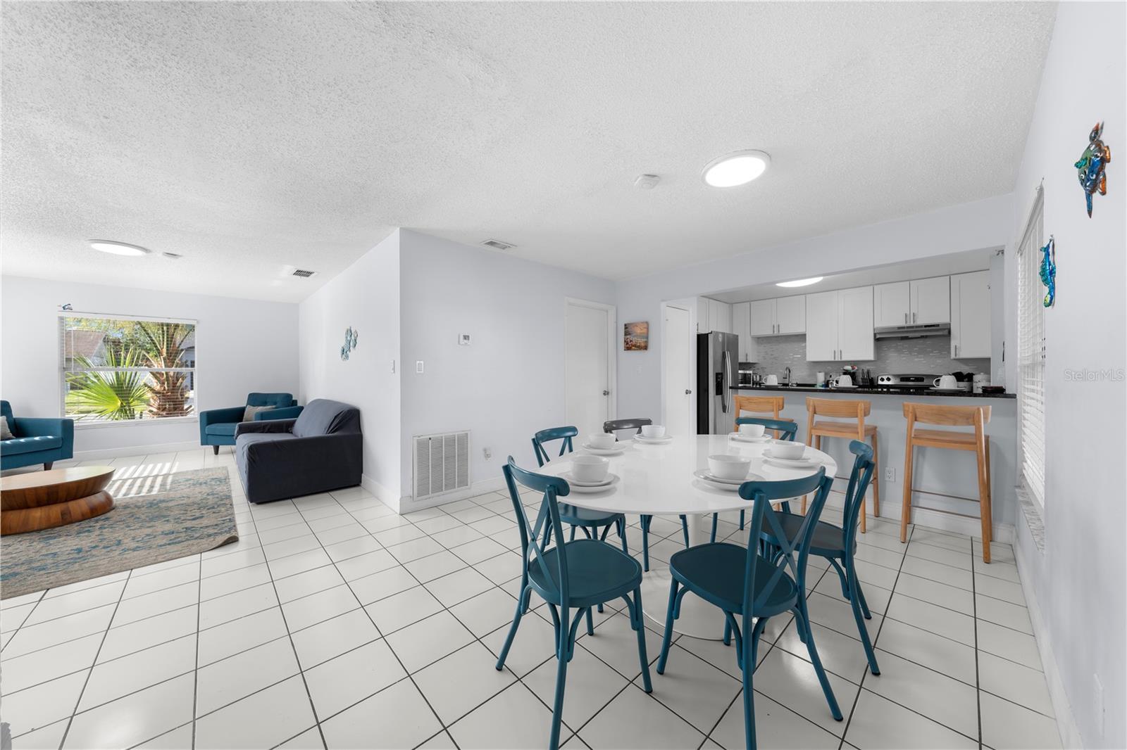 INDIAN WELLS UNIT 6 - Residential