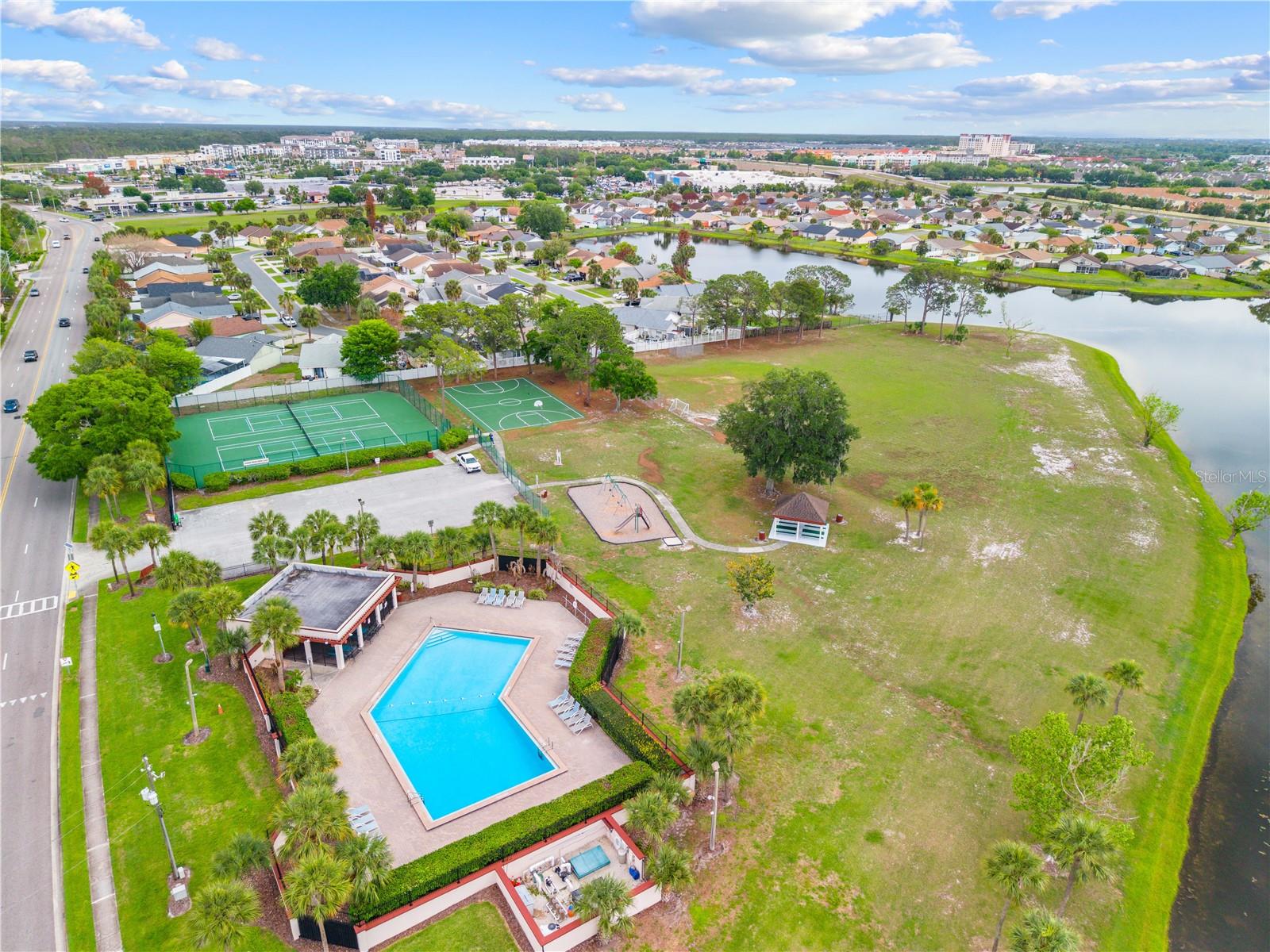 INDIAN WELLS UNIT 6 - Residential