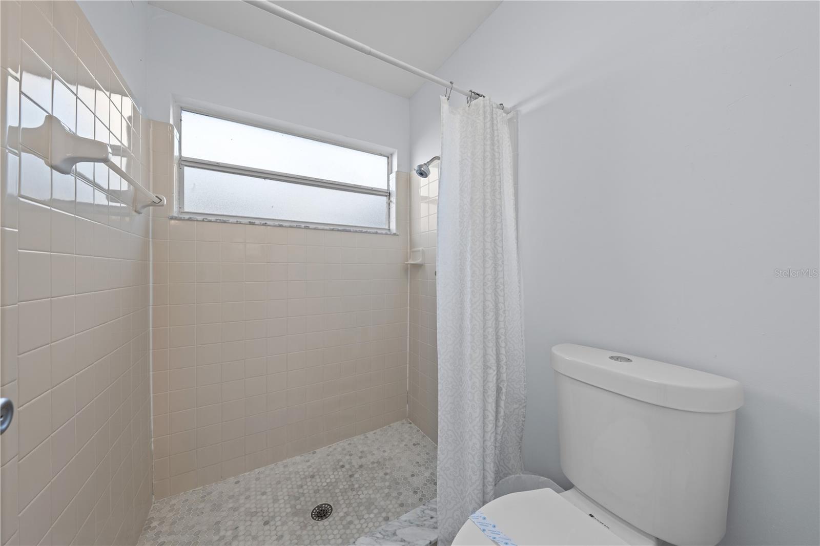 INDIAN WELLS UNIT 6 - Residential