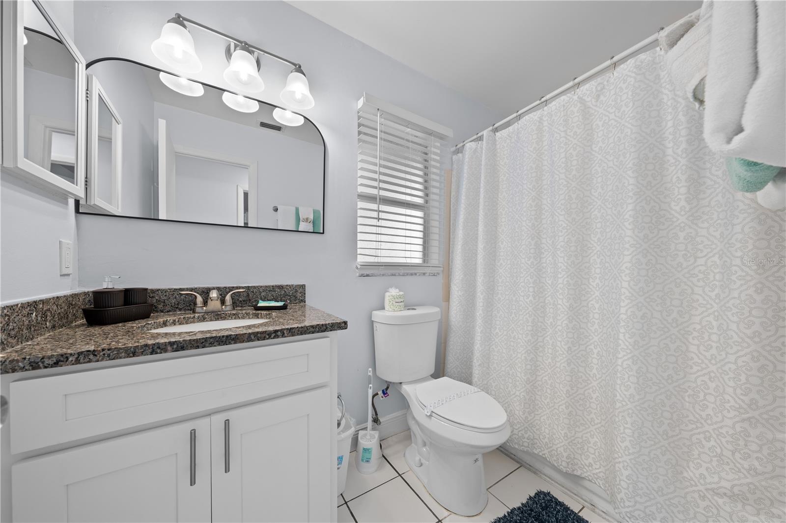 INDIAN WELLS UNIT 6 - Residential