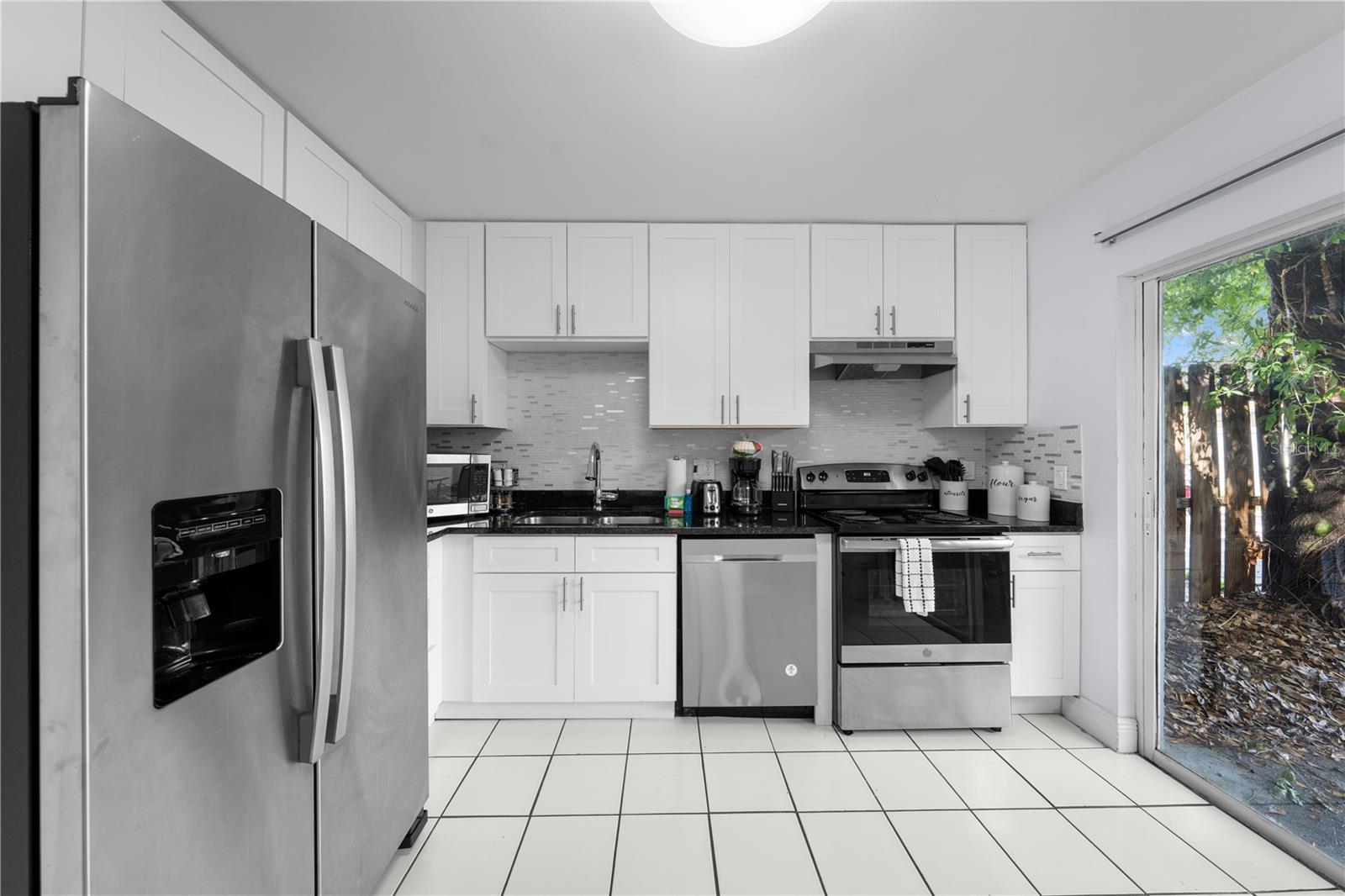 INDIAN WELLS UNIT 6 - Residential