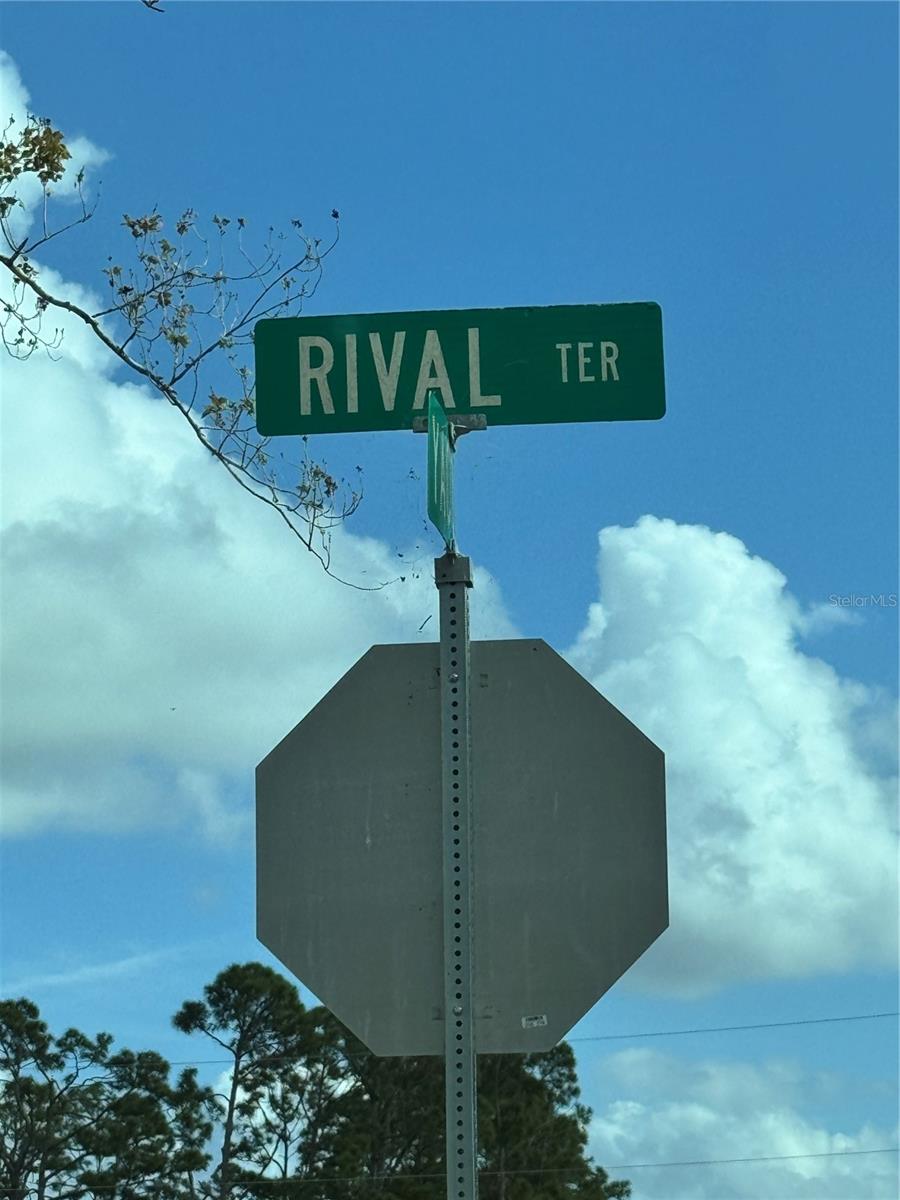 PORT CHARLOTTE SUB 09 - Land