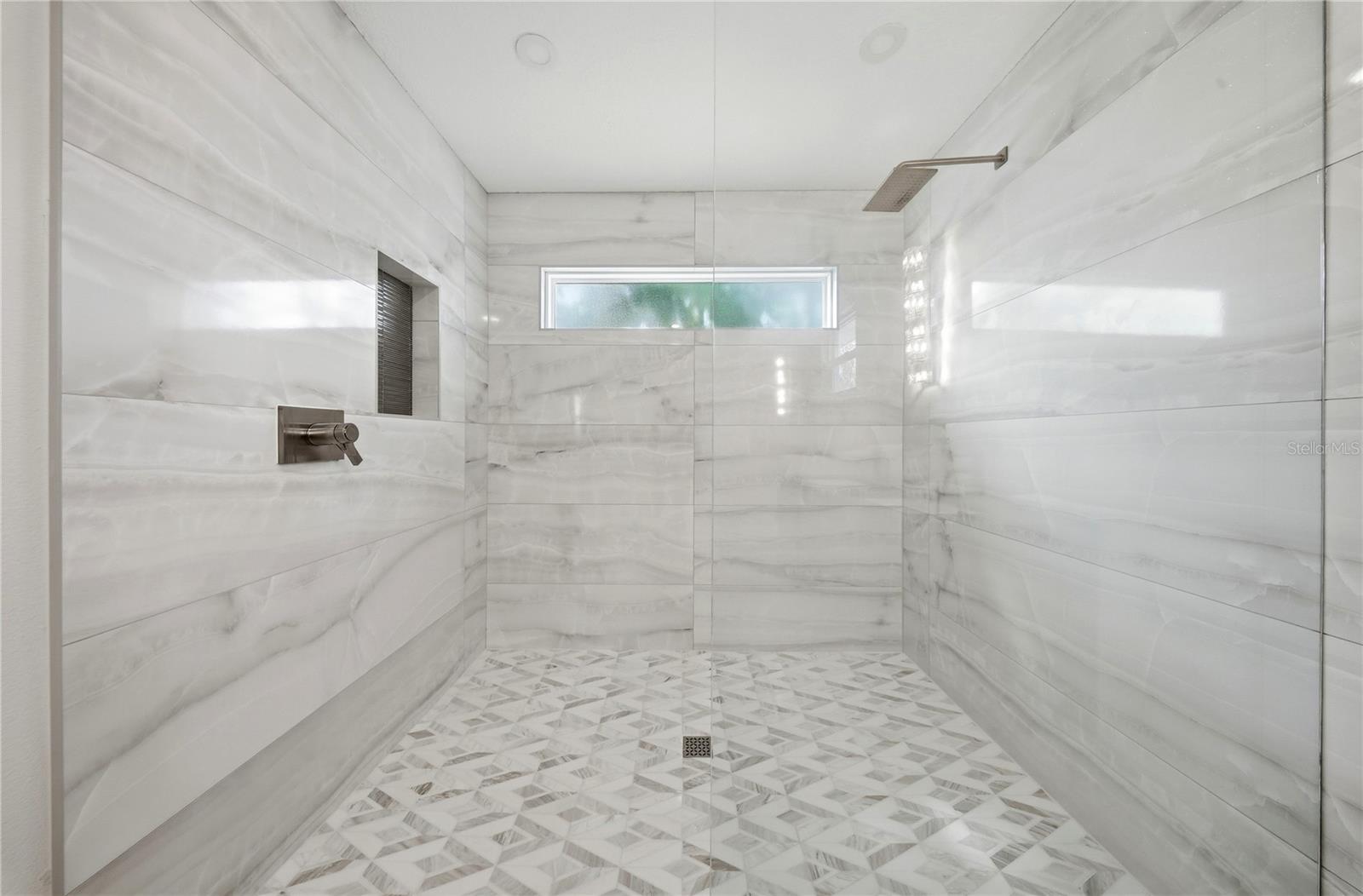 PEALE PARK - Residential