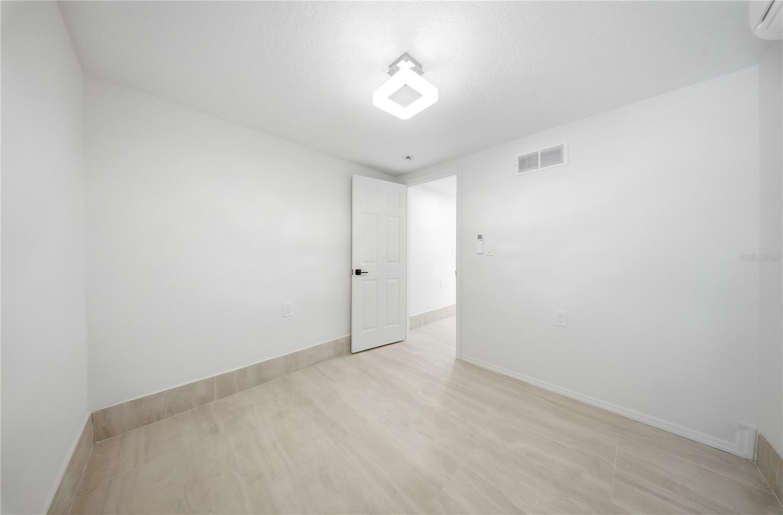 PEALE PARK - Residential