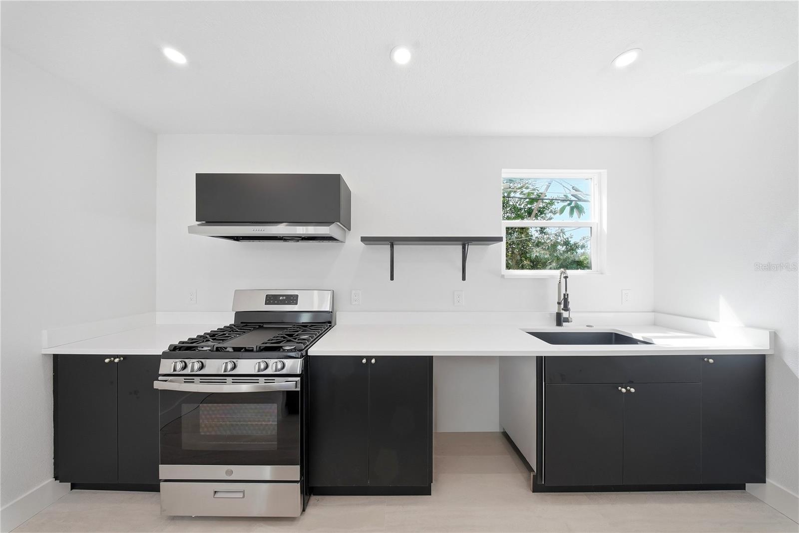 PEALE PARK - Residential