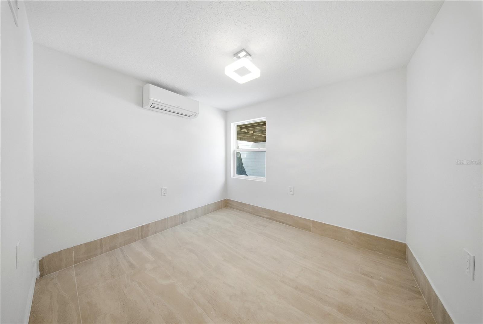 PEALE PARK - Residential