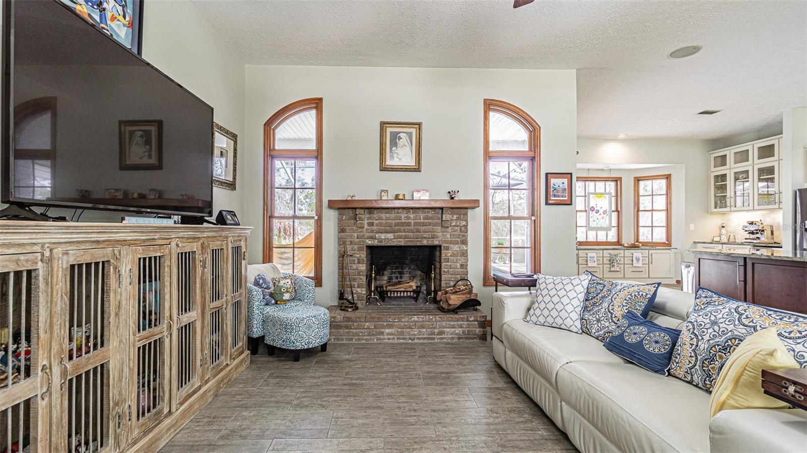 LANGSHIRE VILLAGE PH II - Residential