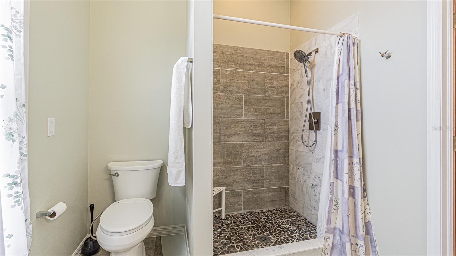 LANGSHIRE VILLAGE PH II - Residential