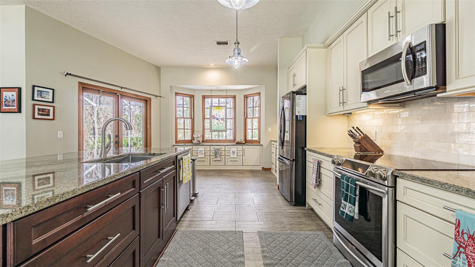 LANGSHIRE VILLAGE PH II - Residential