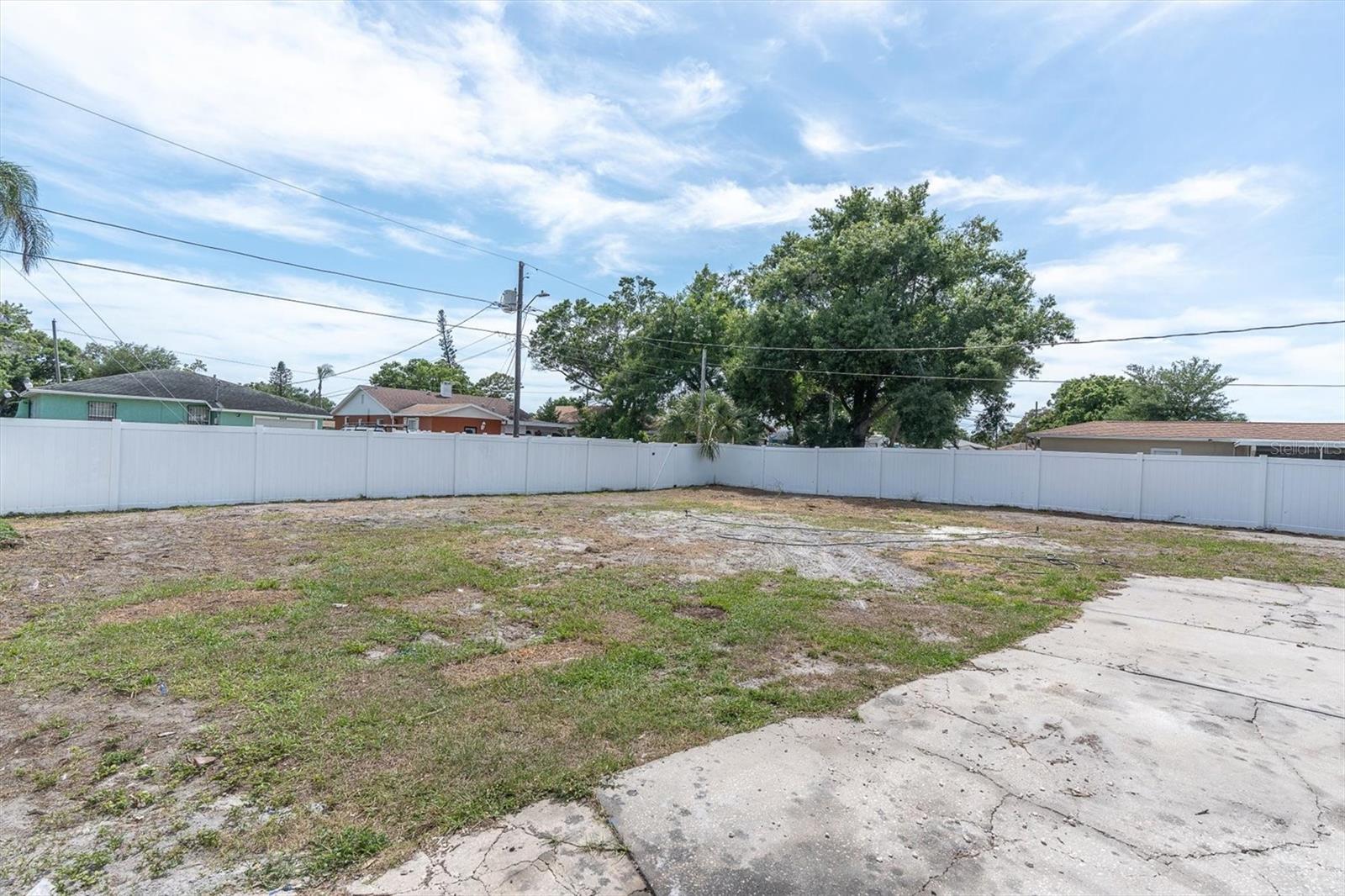 WEST CENTRAL AVE - Residential