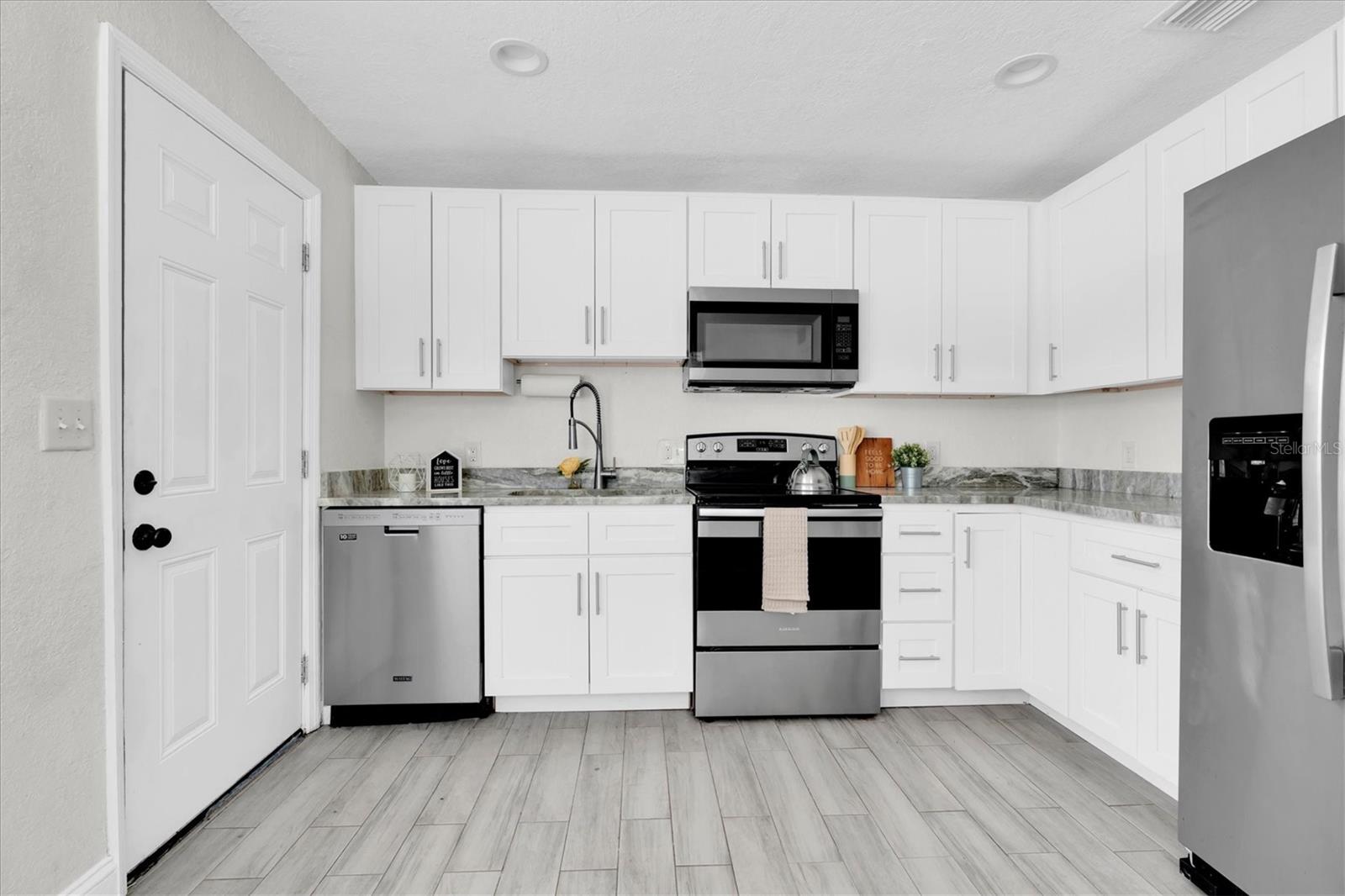 WEST CENTRAL AVE - Residential