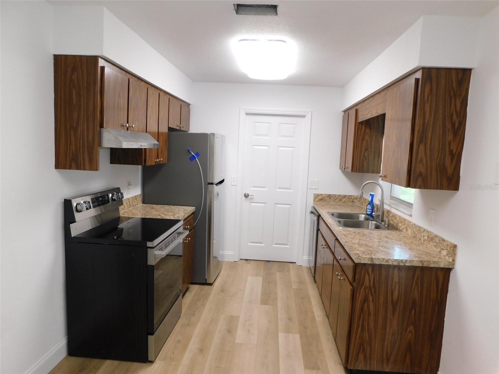 RIDGEWOOD - Residential